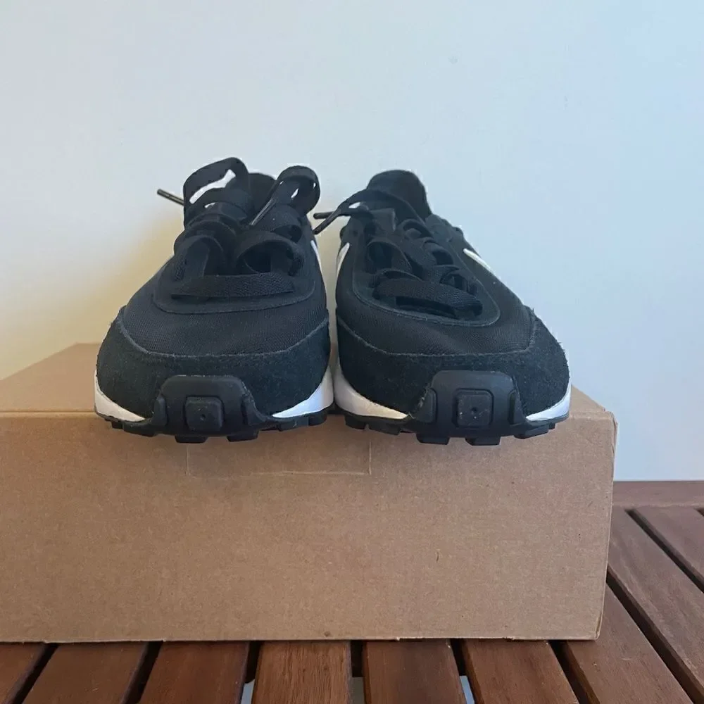 Nike Waffle One mesh sneakers Black Women size 6.5(DC2533-001)